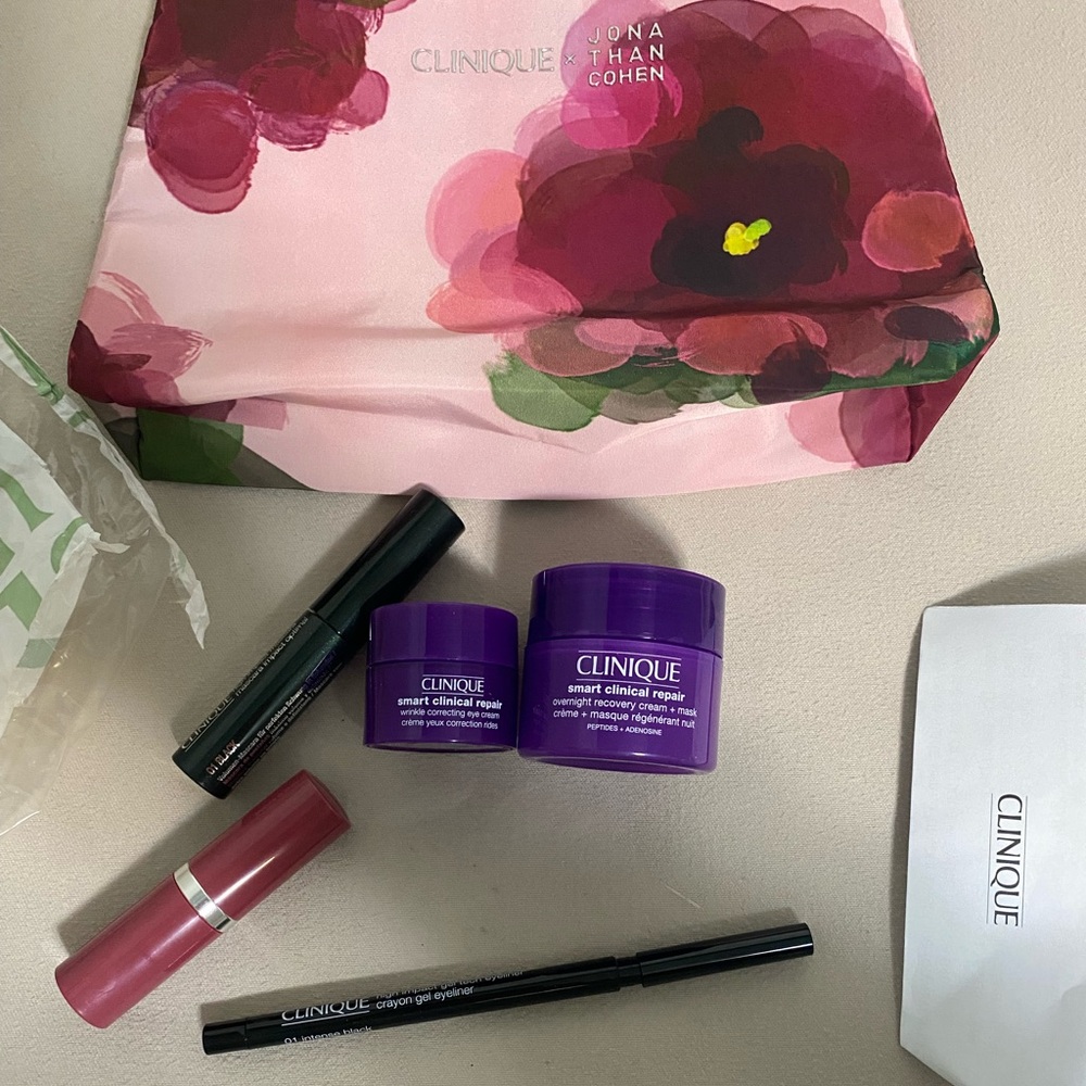 Clinique Makeup Set